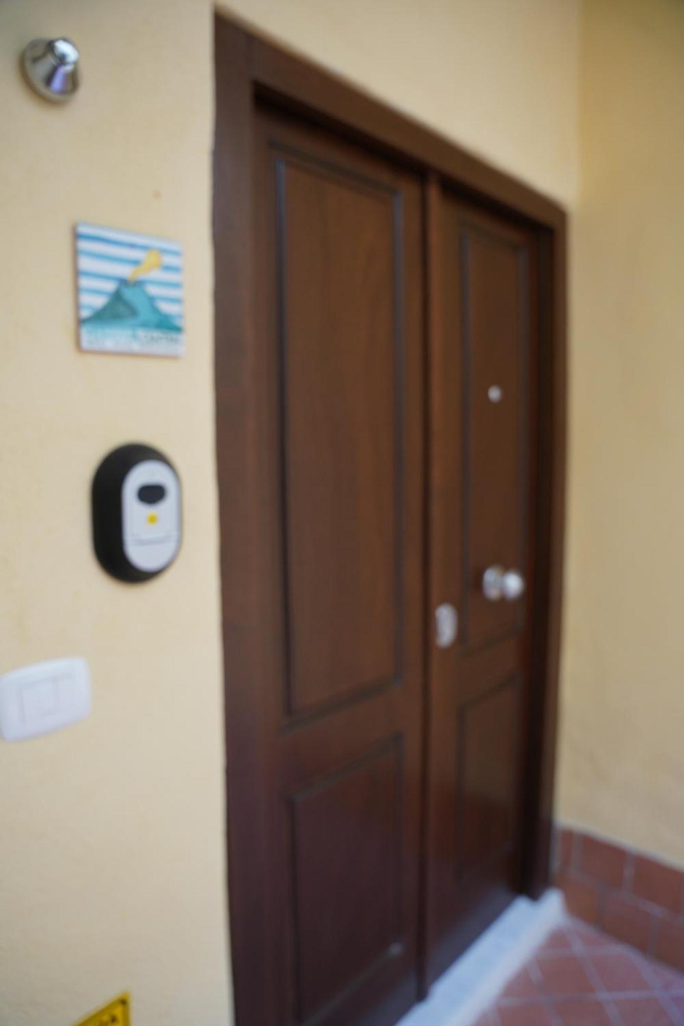 B&B Vesuvius Central Торре-дель-Греко Экстерьер фото
