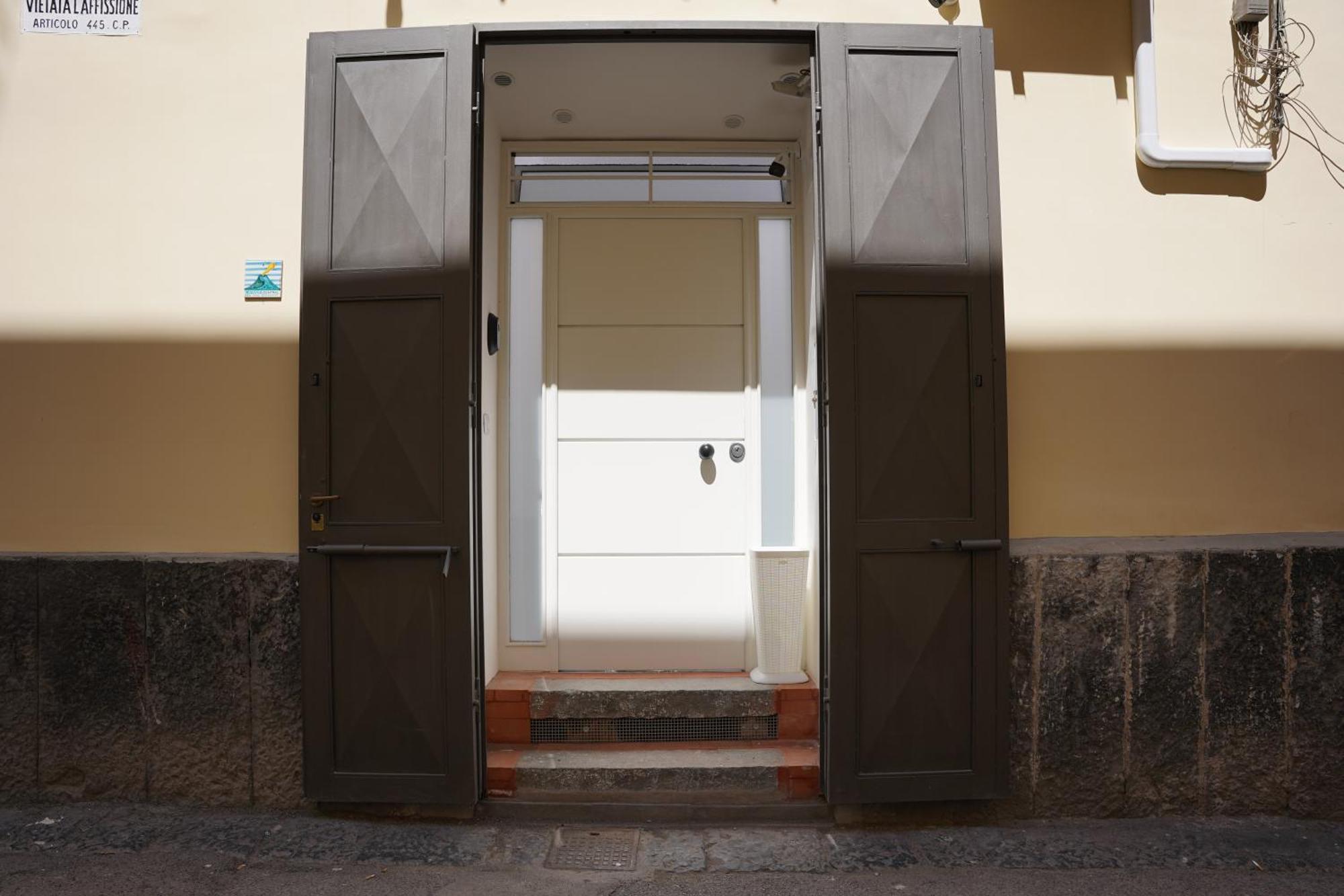 B&B Vesuvius Central Торре-дель-Греко Экстерьер фото